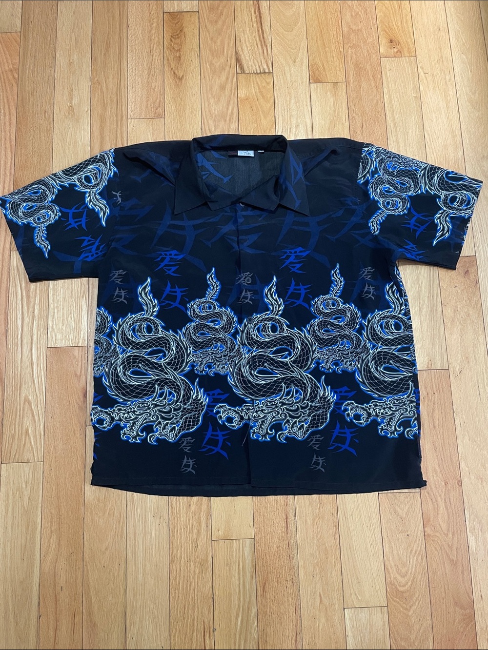 JNCO Black and Blue Dragon Print Short Sleeve Button-Down Shirt